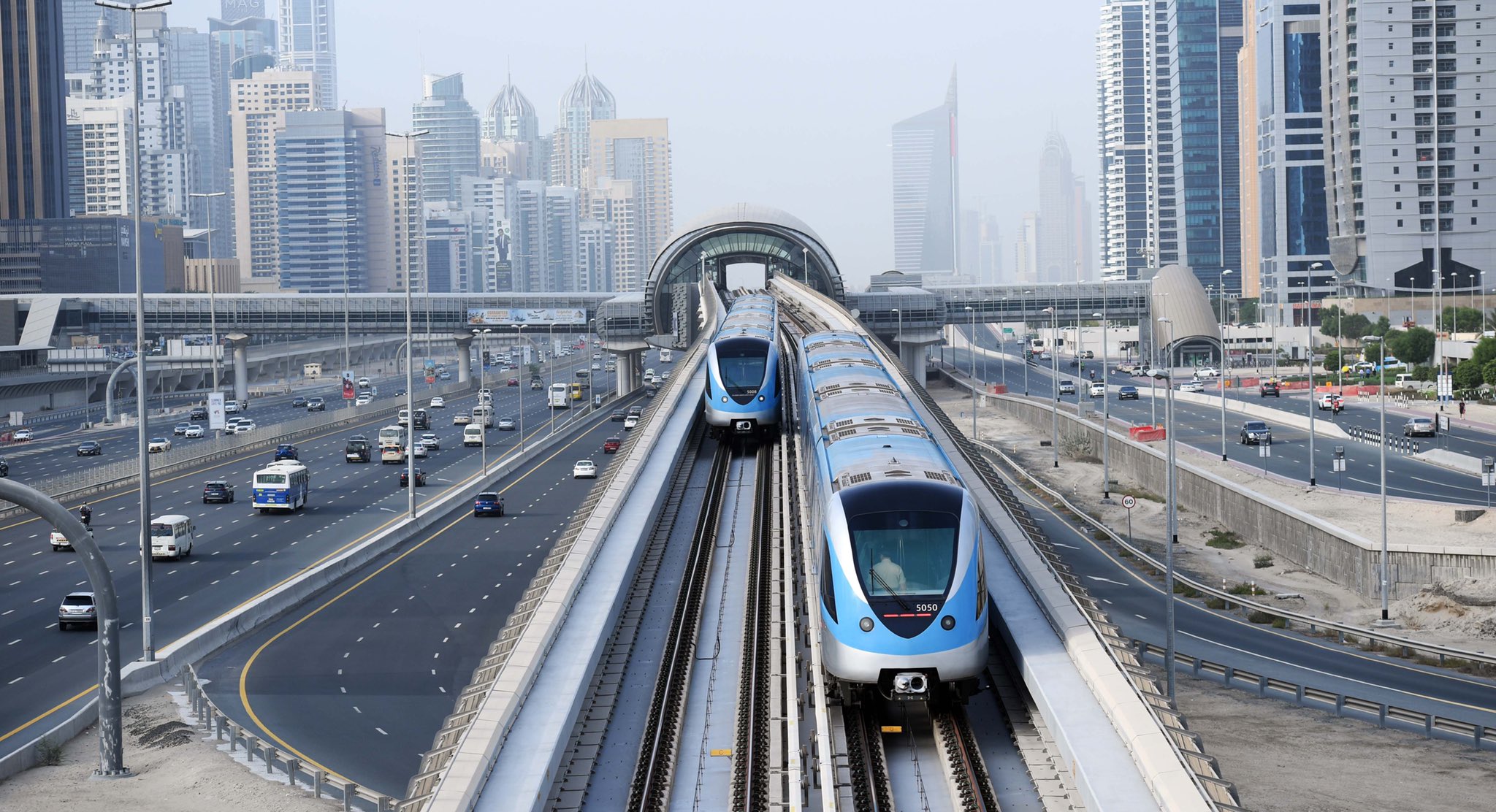 Transportation In Dubai How To Get Around The City