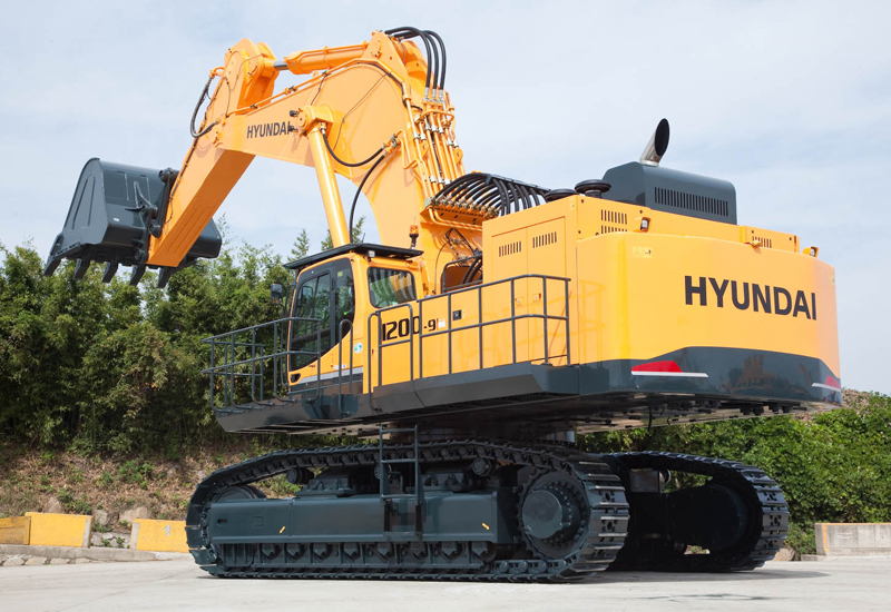 gigantesco escavatore Hyundai un colosso in miniera Hyundai_r1200_for_web1