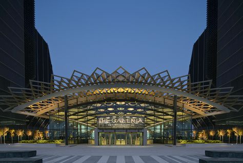 Burberry galleria mall new arrivals