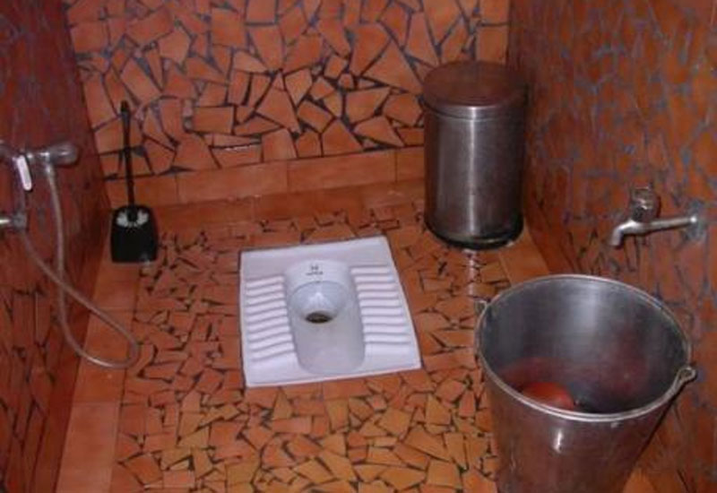 Desi toilet outlet