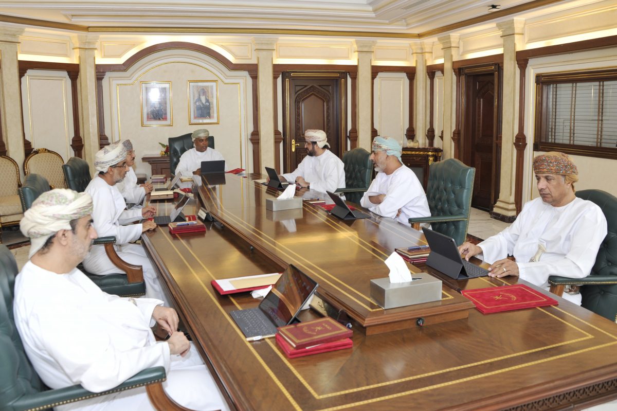 Oman Tender Board approves tenders worth 819.6m for 17 projects