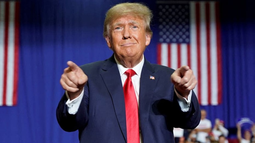 Trump and Dar Al Akan signs a $1.6bn deal to build a golf resort in Oman