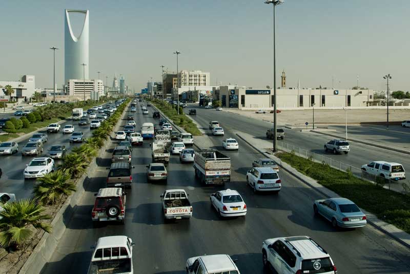 Saudi signs road deals worth over $1bn - Business - Construction Week