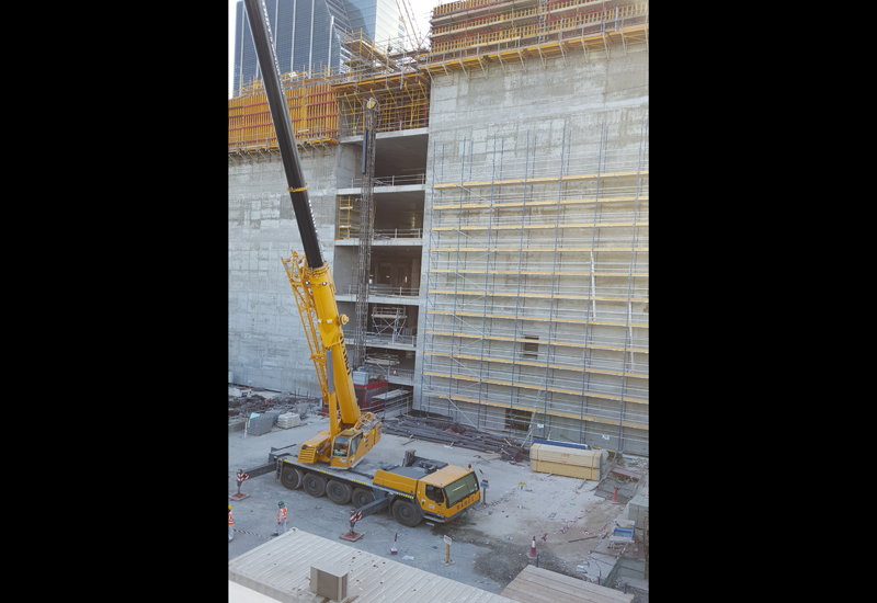 The structure has been awarded 1 Pearl Estidama rating by the Abu Dhabi Urban Planning Council (UPC). The structure has been awarded 1 Pearl Estidama rating by the Abu Dhabi Urban Planning Council (UPC).