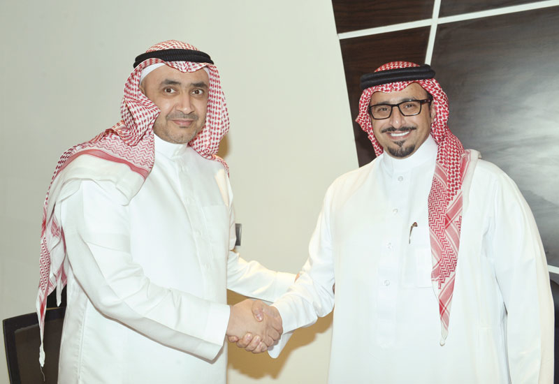 The contract was signed by Ruwad Civil Construction’s Sheikh Salah Bin Hamdan Al Belawi (left) and Jabal Omar Development’s Yasser Bin Faisal Al-Sharif (right). The contract was signed by Ruwad Civil Construction’s Sheikh Salah Bin Hamdan Al Belawi (left) and Jabal Omar Development’s Yasser Bin Faisal Al-Sharif (right).