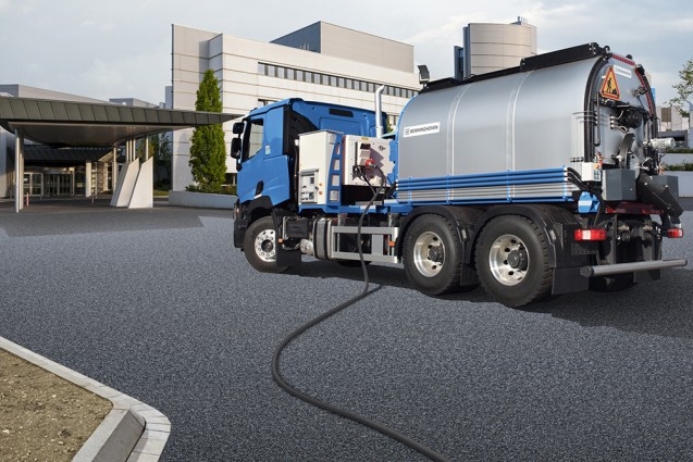 The Benninghoven GKL Silent range of asphalt mixers can be installed on an HGV or any flatbed trailer platform. The Benninghoven GKL Silent range of asphalt mixers can be installed on an HGV or any flatbed trailer platform.