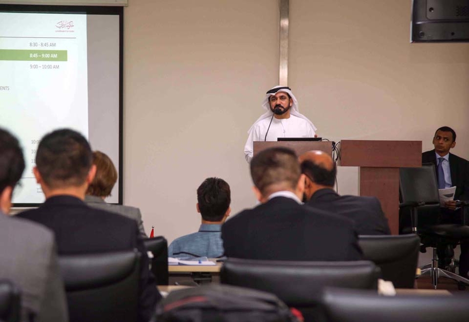 DEWA and the project’s consultants answered technical, financial and legal questions. DEWA and the project’s consultants answered technical, financial and legal questions.
