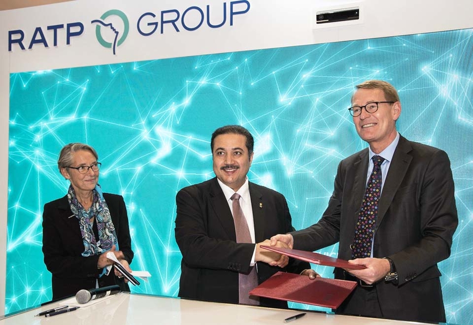 L-R: Élisabeth Borne, then CEO of RATP; Khalid Alhogail, MD and CEO of SAPTCO; and Hartmut Schick, CEO of Daimler Buses. L-R: Élisabeth Borne, then CEO of RATP; Khalid Alhogail, MD and CEO of SAPTCO; and Hartmut Schick, CEO of Daimler Buses.