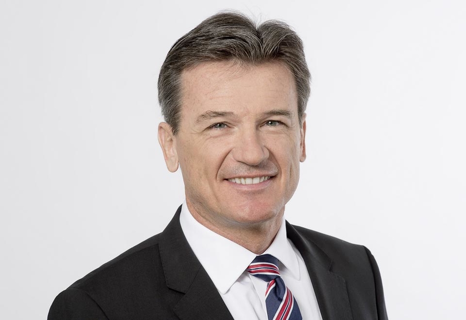 Dr Wolfgang Bernhard is stepping down as the head of Daimler Trucks & Buses with immediate effect. Dr Wolfgang Bernhard is stepping down as the head of Daimler Trucks & Buses with immediate effect.