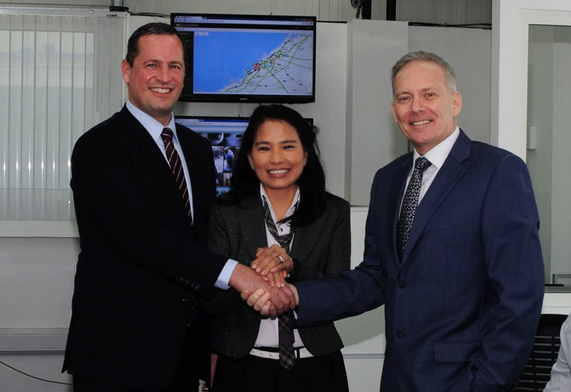 (L-R) Markus Oberlin, CEO, Farnek; Leny Day, managing partner, Smashing!; and, James Day, managing director, Smashing!. (L-R) Markus Oberlin, CEO, Farnek; Leny Day, managing partner, Smashing!; and, James Day, managing director, Smashing!.