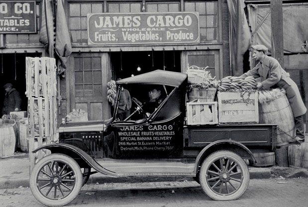 A Ford Model T Runabout in 1925. A Ford Model T Runabout in 1925.