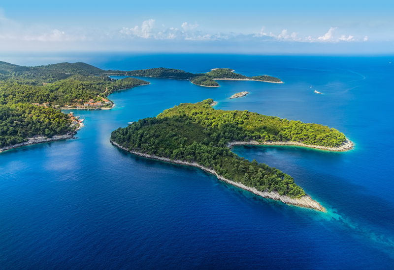 The resort will have its own private bay. The resort will have its own private bay.