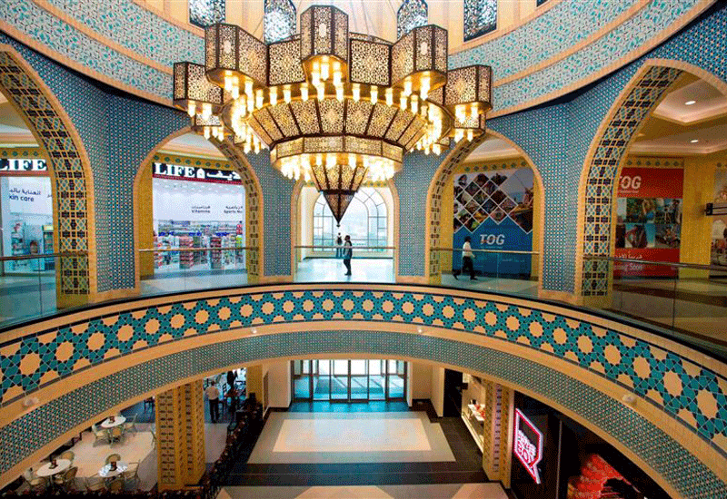 The Ibn Batuta Mall – Dubai Metro link features 90 new retail and dining outlets including a food court. The Ibn Batuta Mall – Dubai Metro link features 90 new retail and dining outlets including a food court.