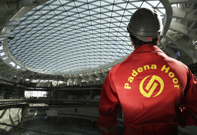 Renitherm was used to meet strict safety-related criteria without compromising the aesthetic appeal of Iran Malls steel structure. Renitherm was used to meet strict safety-related criteria without compromising the aesthetic appeal of Iran Malls steel structure.