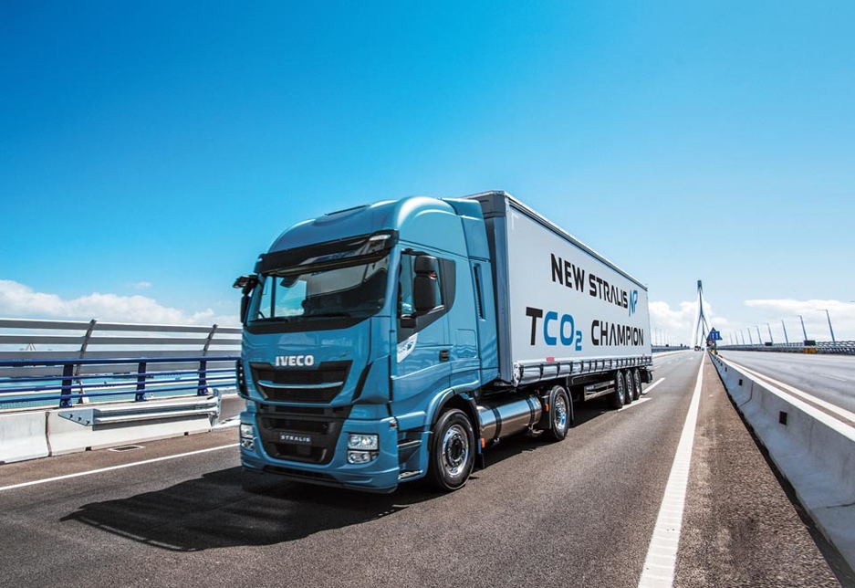 The New Stralis NP has a 7% lower total cost of ownership than an equivalent diesel vehicle. The New Stralis NP has a 7% lower total cost of ownership than an equivalent diesel vehicle.