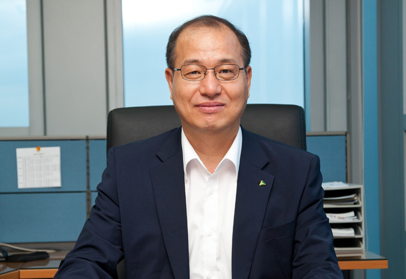 Ki Young Kong (above) has been appointed to the position of chief operating officer at Hyundai Construction Equipment, which forms part of South Korea’s Hyundai Heavy Industries (HHI). Ki Young Kong (above) has been appointed to the position of chief operating officer at Hyundai Construction Equipment, which forms part of South Korea’s Hyundai Heavy Industries (HHI).