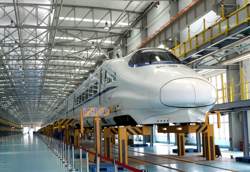 A Pfaff-silberblau Verkehrstechnik system installed in a synchronised lift of a train's rolling stock and carriages along its entire length. A Pfaff-silberblau Verkehrstechnik system installed in a synchronised lift of a train's rolling stock and carriages along its entire length.