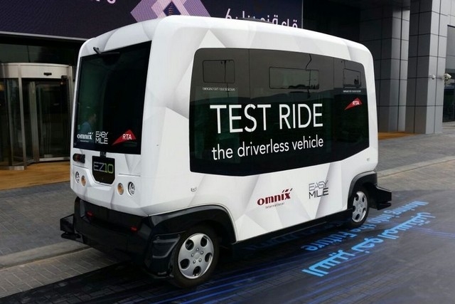 The four-wheeled driverless EZ10 vehicle charged with shuttling visitors to the UITP MENA Congress. The four-wheeled driverless EZ10 vehicle charged with shuttling visitors to the UITP MENA Congress.