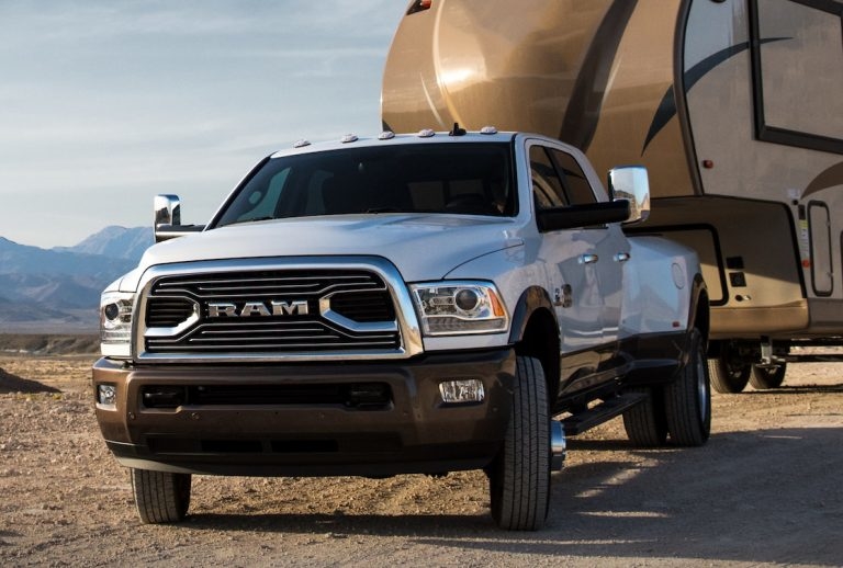 NEWS, PMV, Commercial vehicles, Fifth wheel, Pickup trucks, Pulling power, Ram, Torque, Trailers NEWS, PMV, Commercial vehicles, Fifth wheel, Pickup trucks, Pulling power, Ram, Torque, Trailers
