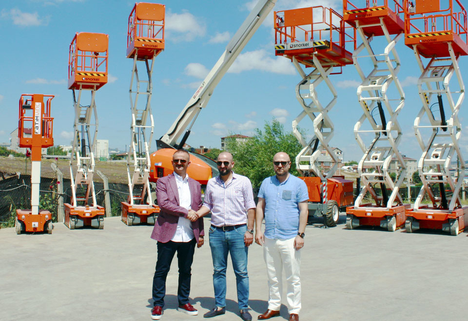 L-R: Yusuf Tursun, president of Uzman Lift, Kenan Aydin, MD of Fatih Vin, and Mehmet Karakaya, GM at Uzman Lift, with some of the Snorkel scissor lifts delivered to Fatih Vin. L-R: Yusuf Tursun, president of Uzman Lift, Kenan Aydin, MD of Fatih Vin, and Mehmet Karakaya, GM at Uzman Lift, with some of the Snorkel scissor lifts delivered to Fatih Vin.