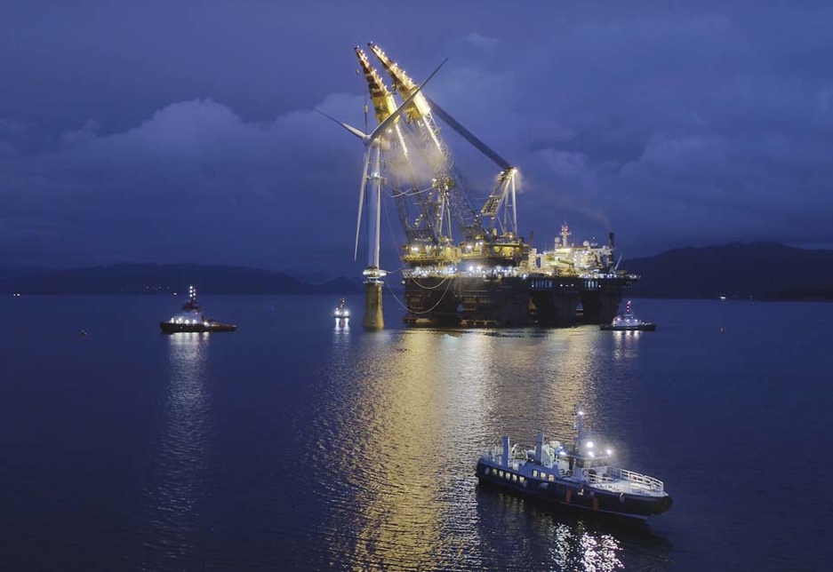 The installation of the wind turbines involved the lifting of the completed turbine towers, at a weight of 12,000 tonnes each, by one of the world’s largest heavy lift vessels. The installation of the wind turbines involved the lifting of the completed turbine towers, at a weight of 12,000 tonnes each, by one of the world’s largest heavy lift vessels.