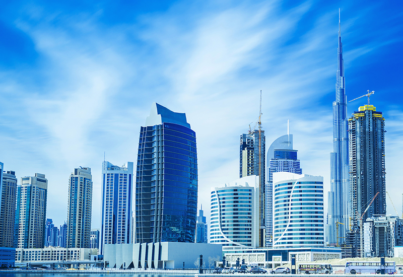 UAE businesses have to display the VAT applicable separately on every invoice from 1 January, 2018. UAE businesses have to display the VAT applicable separately on every invoice from 1 January, 2018.