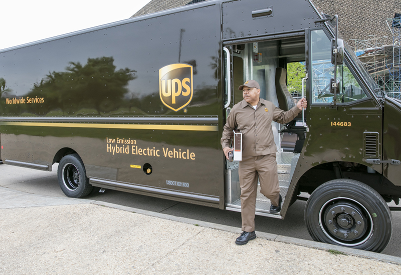 By 2020, alternative fuel and advanced tech models will account for 25% of UPS’s annual new vehicle purchases. By 2020, alternative fuel and advanced tech models will account for 25% of UPS’s annual new vehicle purchases.