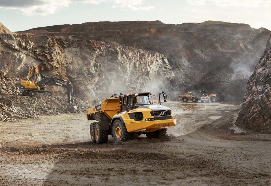 The A60H is the largest articulated hauler on the market, and can deliver 40% more productivity than Volvo’s previous largest machine. The A60H is the largest articulated hauler on the market, and can deliver 40% more productivity than Volvo’s previous largest machine.