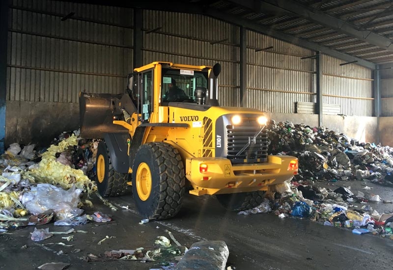 The Volvo L110F wheel loader gets to work on site in Lebanon. The Volvo L110F wheel loader gets to work on site in Lebanon.