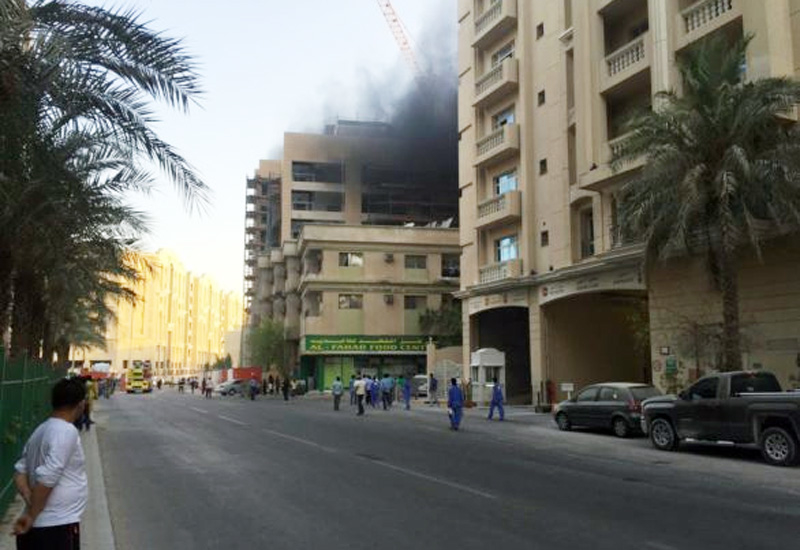 Under-construction building in Bin Mahmoud catches on fire. (image Robert Wilson/Twitter) Under-construction building in Bin Mahmoud catches on fire. (image Robert Wilson/Twitter)