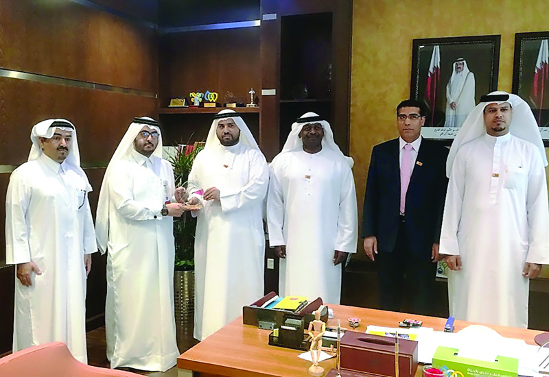 Kahramaa Conservation and Energy Efficiency Department officials with a delegation from Sharjah Electricity & Water Authority in Doha. (image The Peninsula). Kahramaa Conservation and Energy Efficiency Department officials with a delegation from Sharjah Electricity & Water Authority in Doha. (image The Peninsula).