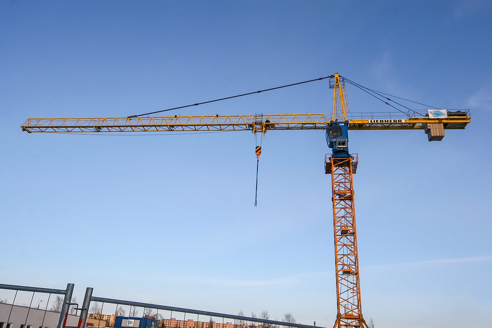 A Liebherr 200 EC-H 12 Litronic tower crane. A Liebherr 200 EC-H 12 Litronic tower crane.