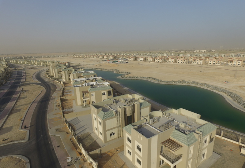 The entire $1.9bn (AED7bn) community is made up of 12 residential towers containing 2,600 spacious apartments in total. The entire $1.9bn (AED7bn) community is made up of 12 residential towers containing 2,600 spacious apartments in total.