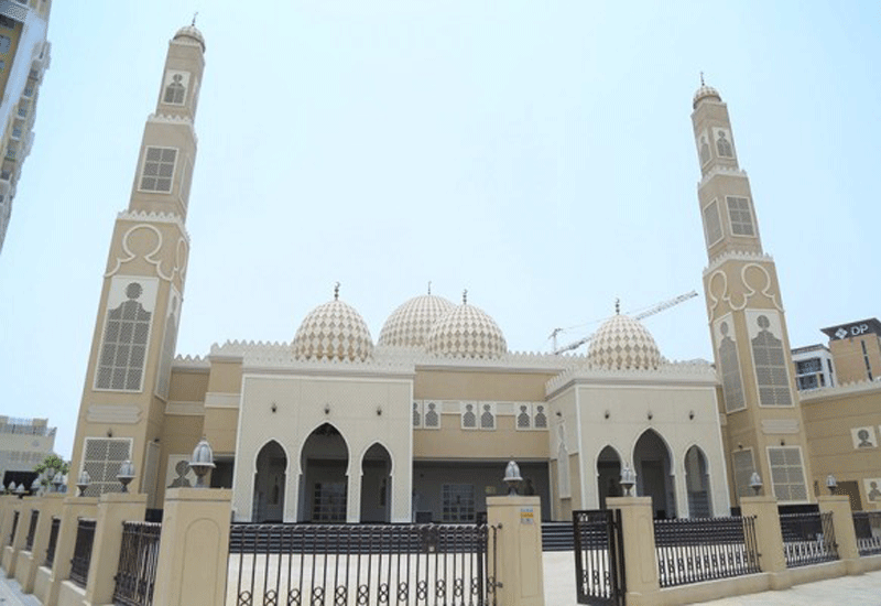 The mosque has the capacity of accommodating up to 1,050 people. The mosque has the capacity of accommodating up to 1,050 people.