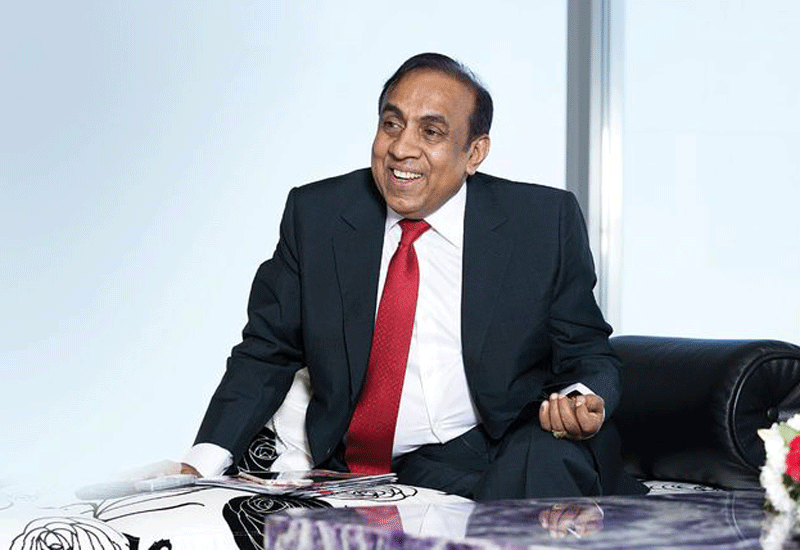 Dr Ravi Pillai Dr Ravi Pillai