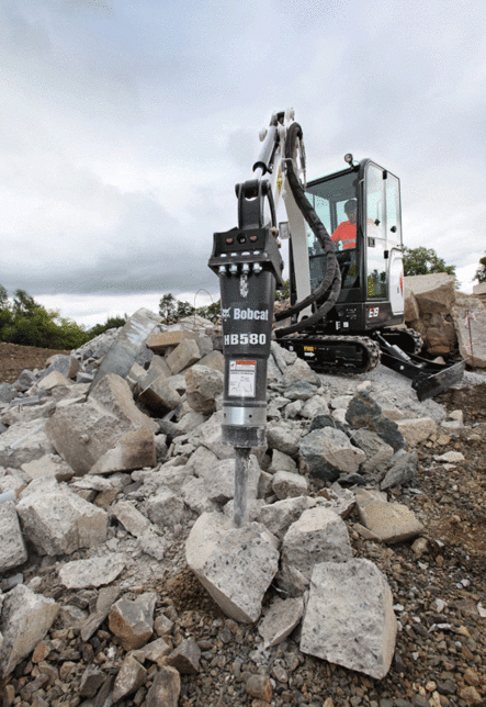 Sitting in the middle of the line-up, the Bobcat E19 has an operating weight of 1.9 tonnes in its heaviest configuration. Sitting in the middle of the line-up, the Bobcat E19 has an operating weight of 1.9 tonnes in its heaviest configuration.