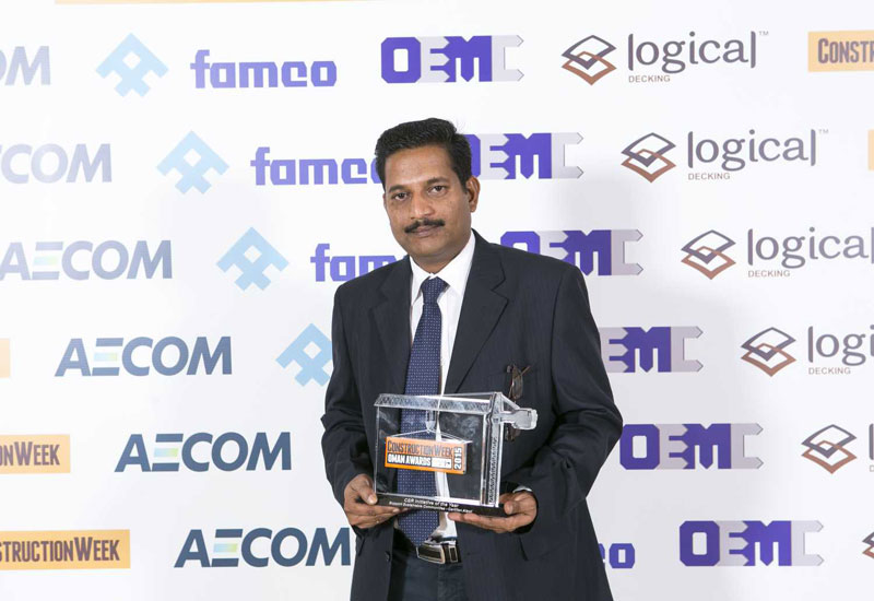 Raja Packirisamy with the Corporate Social Responsibility Initiative of the Year Trophy honouring its Supporting Sustainable Communities drive Raja Packirisamy with the Corporate Social Responsibility Initiative of the Year Trophy honouring its Supporting Sustainable Communities drive