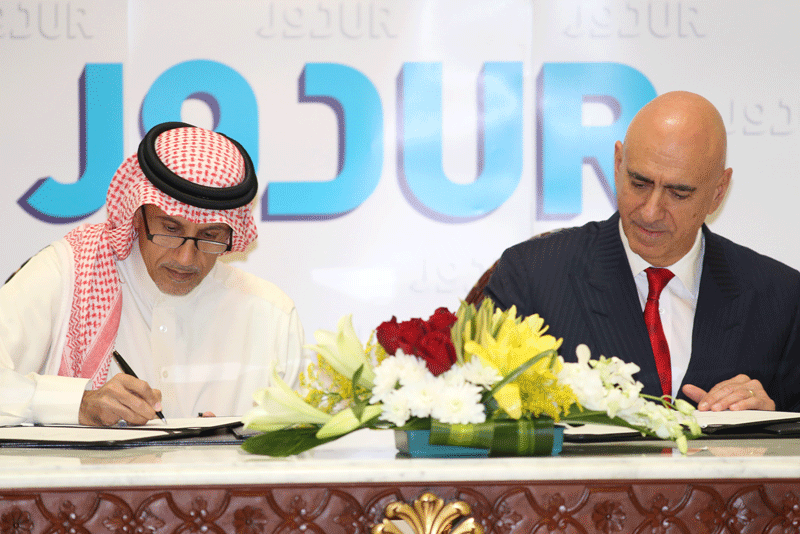 Eng. Abdullah bin Mohammed Al-Issa, chairman of Dur Hospitality Company and Alex Kyriakidis, president and managing director of Marriott International Eng. Abdullah bin Mohammed Al-Issa, chairman of Dur Hospitality Company and Alex Kyriakidis, president and managing director of Marriott International