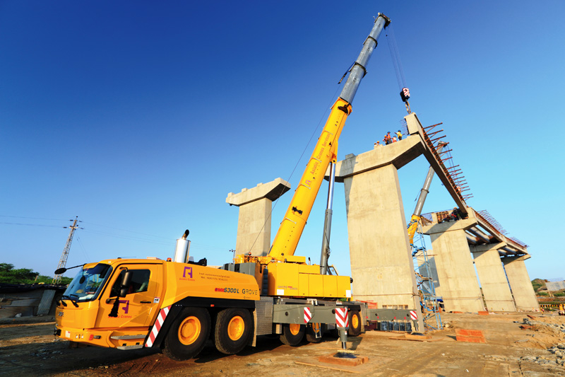 A GMK6300L all-terrain crane at work in Rajasthan. A GMK6300L all-terrain crane at work in Rajasthan.