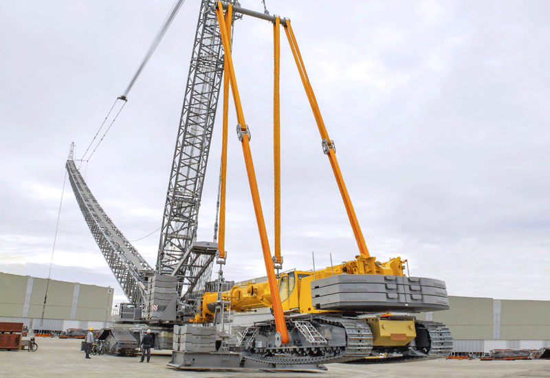 Liebherr’s latest erection concept means that the need for derrick ballast can be dramatically reduced, or in certain cases, eliminated. Liebherr’s latest erection concept means that the need for derrick ballast can be dramatically reduced, or in certain cases, eliminated.
