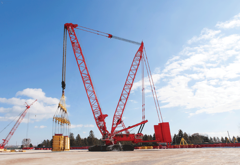 The VPC-MAX attachment boosts the MLC650’s maximum capacity to 700 tonnes, an increase of 50 tonnes. The VPC-MAX attachment boosts the MLC650’s maximum capacity to 700 tonnes, an increase of 50 tonnes.