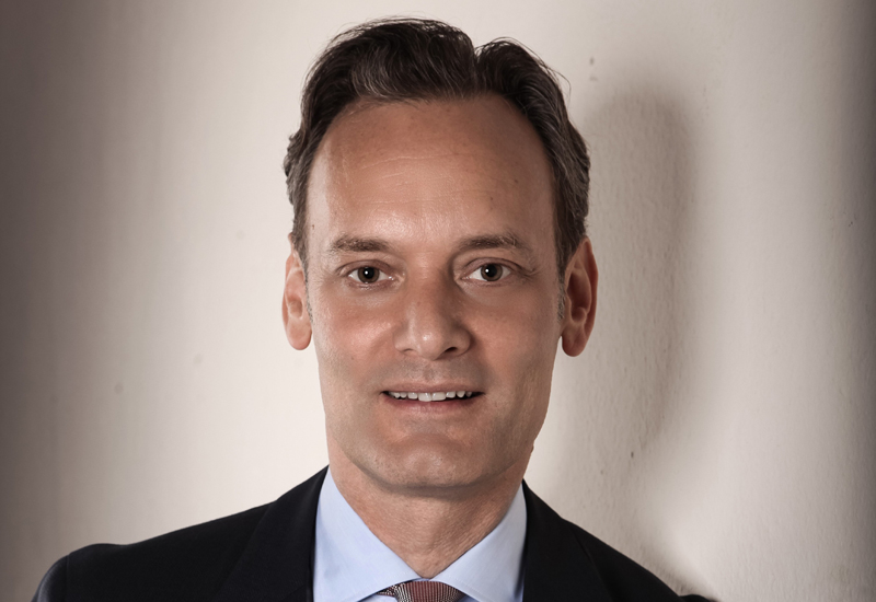 Oliver Rduch. Oliver Rduch.