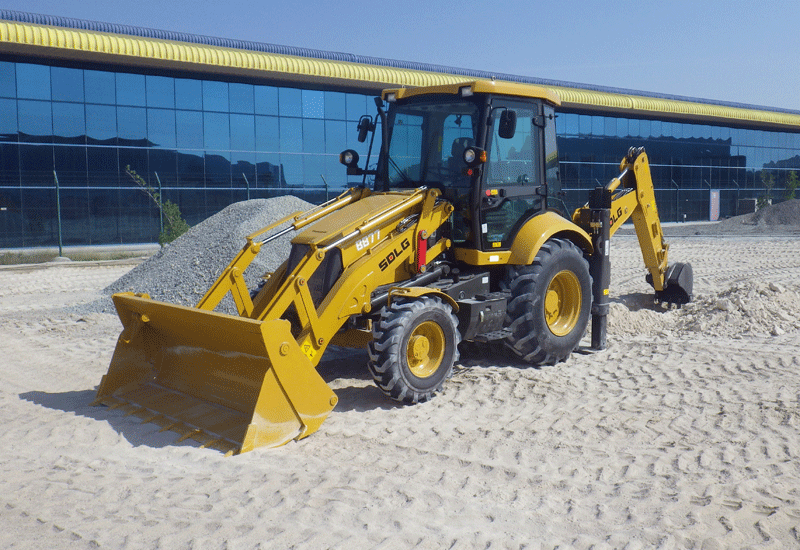 The SDLG B877 has been designed to offer reliability, durability, and versatility, according to the Chinese manufacturer. The SDLG B877 has been designed to offer reliability, durability, and versatility, according to the Chinese manufacturer.