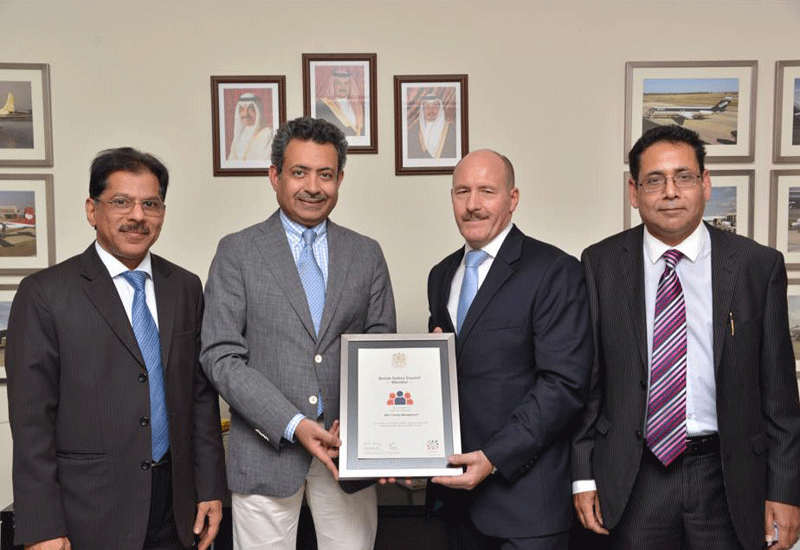 The handover of the BSC's official membership certificate. The handover of the BSC's official membership certificate.