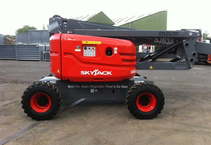 1UP Platforms owner, Ben James, agreed to purchase a Skyjack SJ 63AJ articulating boom after three of Fox's songs. 1UP Platforms owner, Ben James, agreed to purchase a Skyjack SJ 63AJ articulating boom after three of Fox's songs.
