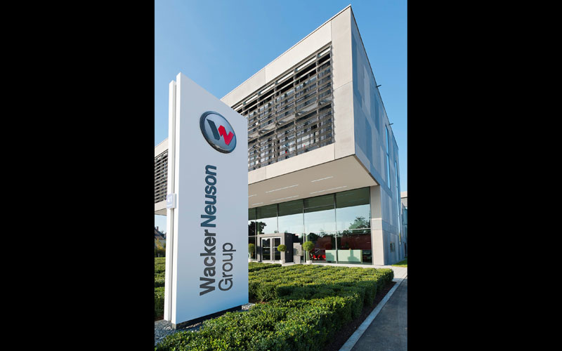 Wacker Neuson posted year-on-year profit and revenue drops in Q3 2015, despite achieving record revenues during the first nine months of the year. Wacker Neuson posted year-on-year profit and revenue drops in Q3 2015, despite achieving record revenues during the first nine months of the year.