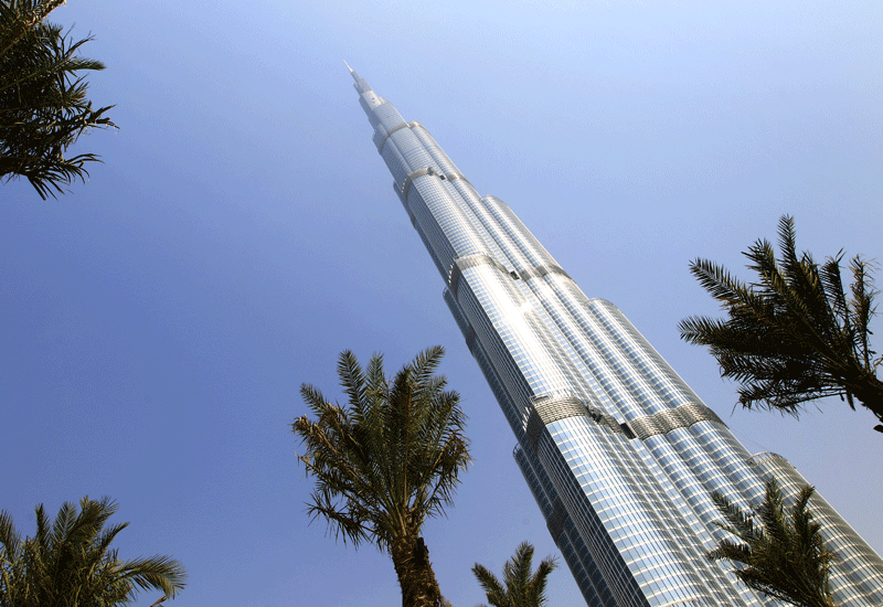 Man Dies After Fall From World S Tallest Building Business