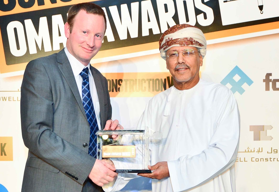 Jamie Selway, compliance manager, collected the CSR award from Dr Hamed Hashim Al Dhahab, CEO of Al Watanyiah United Engineering & Contracting. Jamie Selway, compliance manager, collected the CSR award from Dr Hamed Hashim Al Dhahab, CEO of Al Watanyiah United Engineering & Contracting.