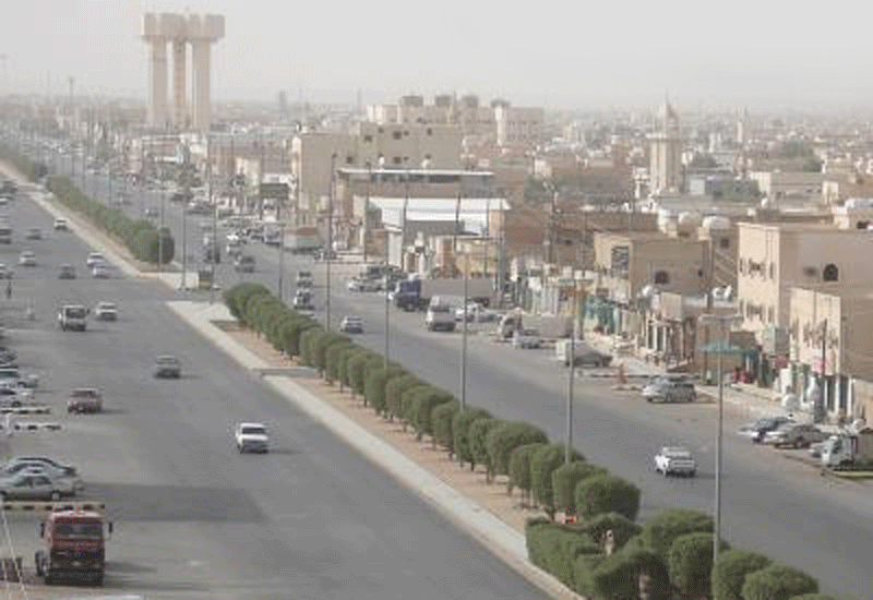 Hafar Al-Batin is in the Eastern Province, 480km north of Riyadh. Hafar Al-Batin is in the Eastern Province, 480km north of Riyadh.