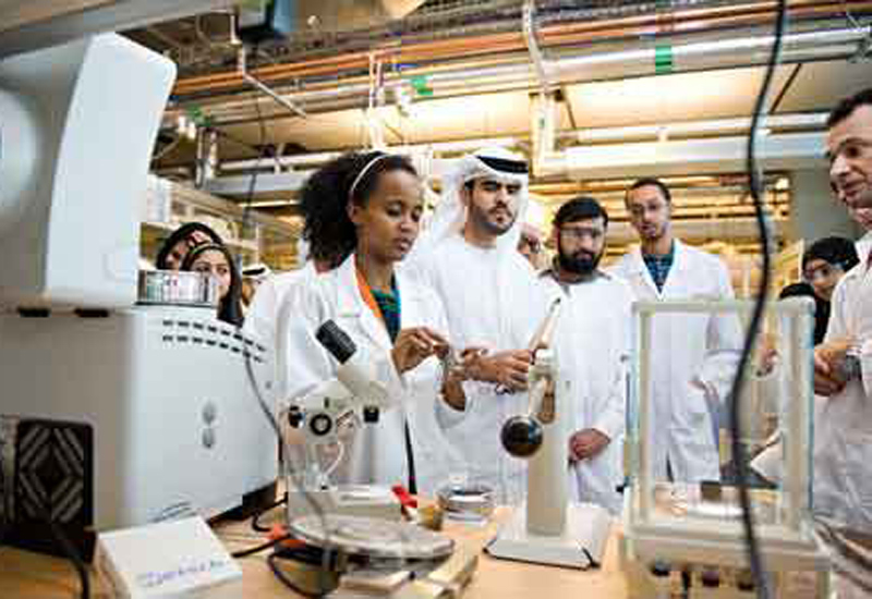 Experts lead intensive experimental sessions on waste management characteristics. Experts lead intensive experimental sessions on waste management characteristics.